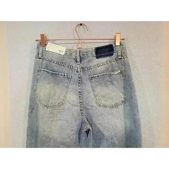 New Insane Gene Hi-Rise Girlfriend Raw Hem Distressed Jeans 9 / 28 - Picture 4 of 9